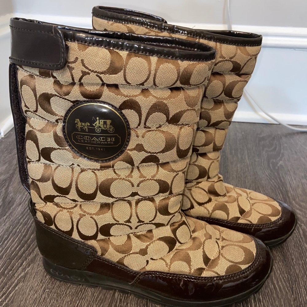 COACH Midcalf Snow boots